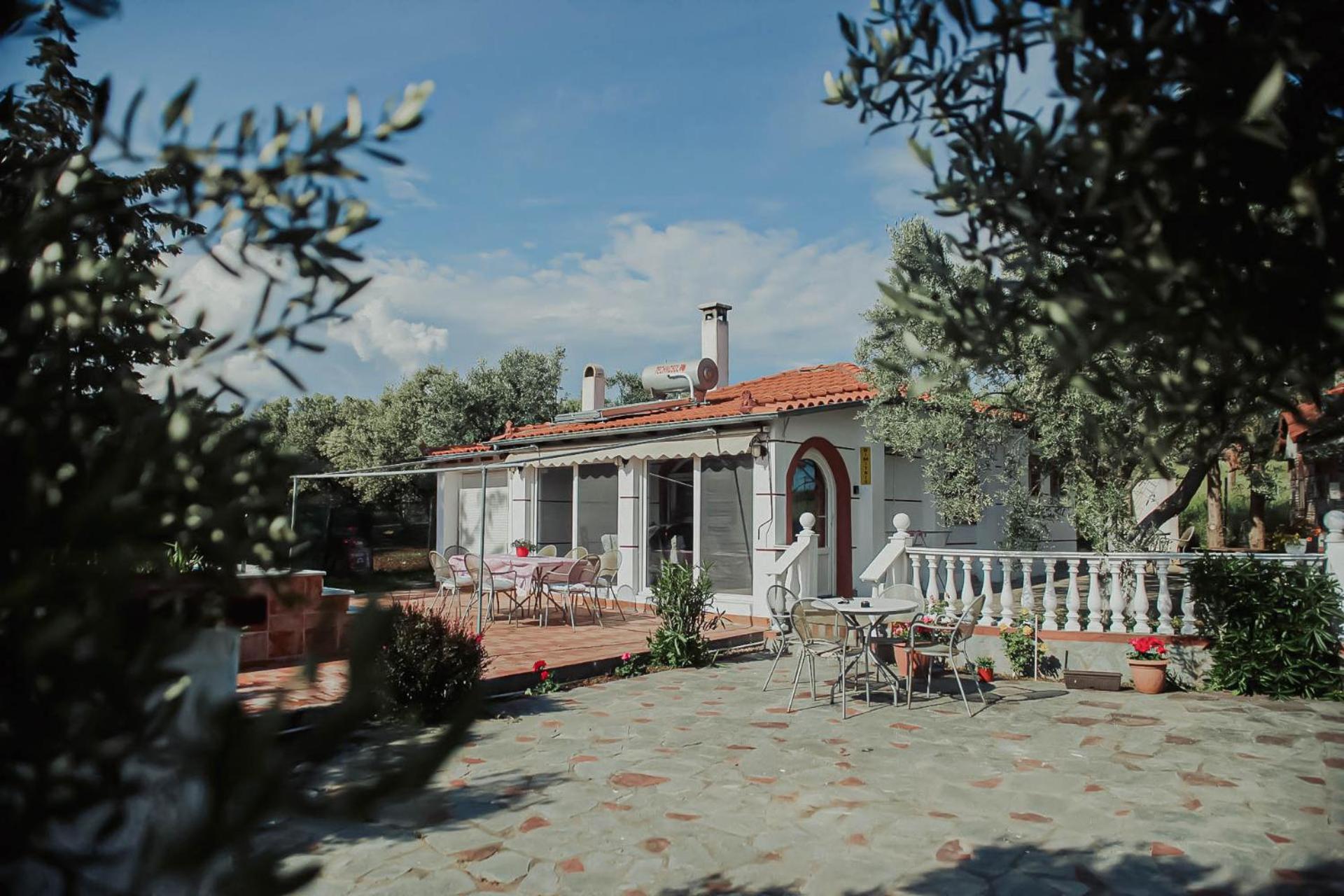 Dimitris Villa